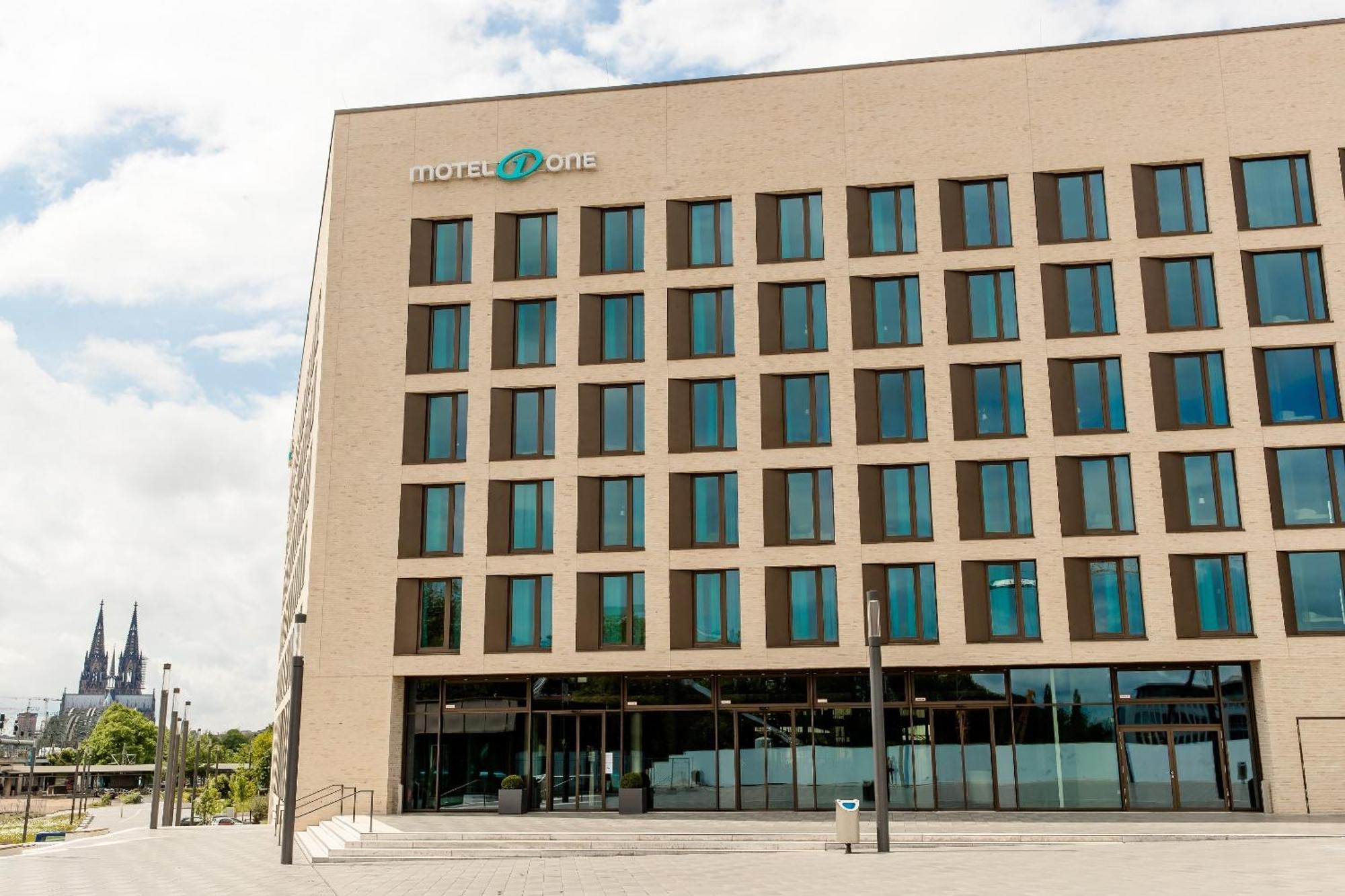 Motel One Koeln-Messe Exterior photo